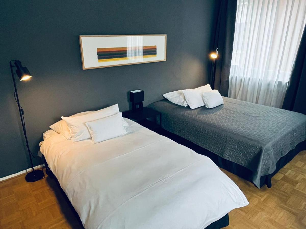 Appartement Xl-city-apartment Mit Terrasse 101 M² *