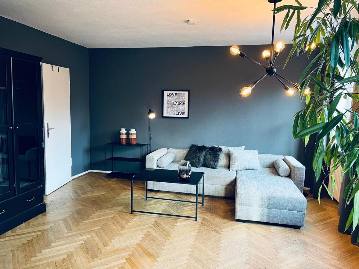 Appartement Xl-city-apartment Mit Terrasse 101 M² *